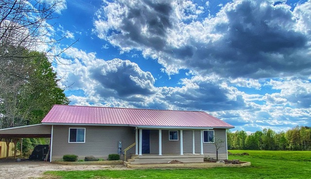 Private Cozy Country Cottage on the ATV trails!