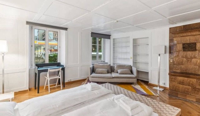 Private cozy double bedroom in shared House