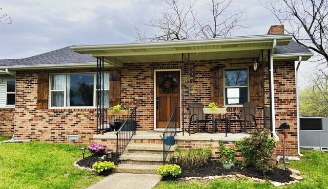 Private & Cozy Ozark Mnt Cottage near BNR, Jasper, Boxley HRSN & hiking. VIEW