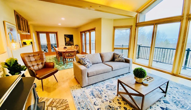 Private, Cozy & Spacious Cabin W/Lake Superior & Madeline Island Views & Sauna