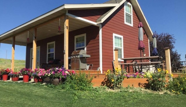 Private Creekside Oasis on a Farm