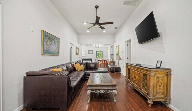 Private Dallas Getaway Near Bishop Arts District & Downtown!