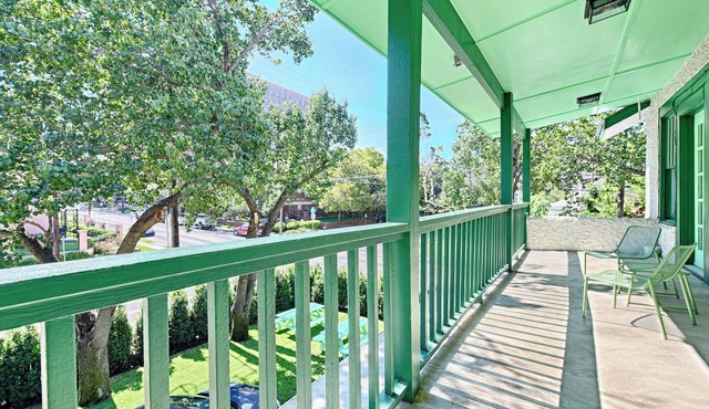Private Deck! Pets! Trolley! 1BD 1BA! New!