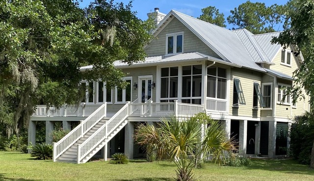 Private Deep Water 6.5 acre Estate With Dock Sleeps 10