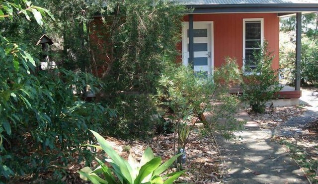 Private Deluxe Garden Studio for couples.