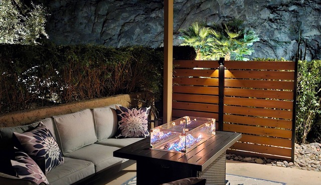 Private Desert Escape - Golf, Tennis, Festival & Romantic or Family Getaway