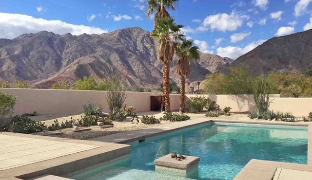 Private Desert Oasis on 2 acres w/Pool
