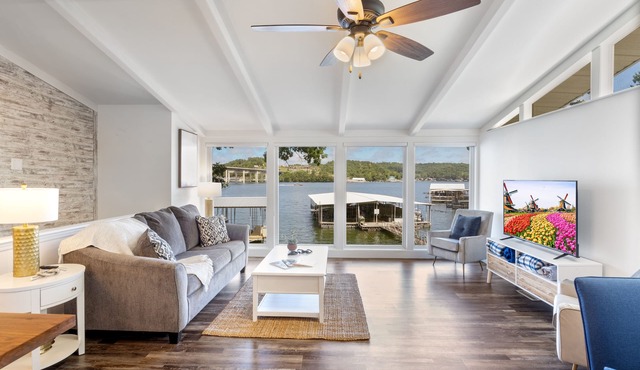 Private Dock & Fireplace Steps from Osage Beach