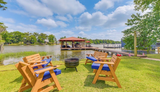 Private Dock + Porch: Lakefront Retreat in Cobb!