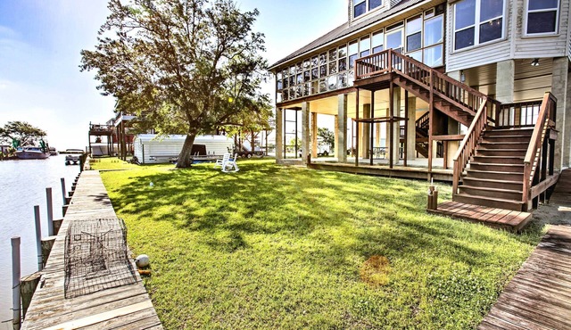 Private Dock w/Lift: Waterfront New Orleans Home!