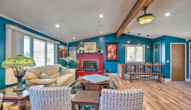 Private Dock, Waterfront Views! Sunrise Beach Home