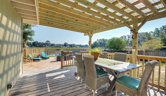 Private Dock: Waterfront Inverness Abode!