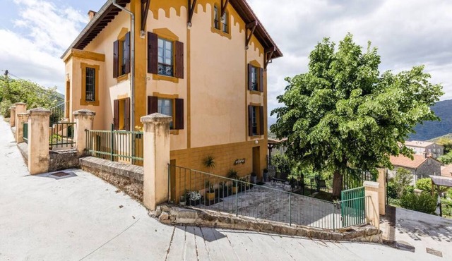 Private double room n ° 2 in Mountain gîte