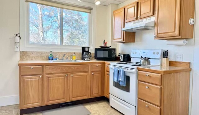 Private Downtown Bar Harbor Four-Apartment Home