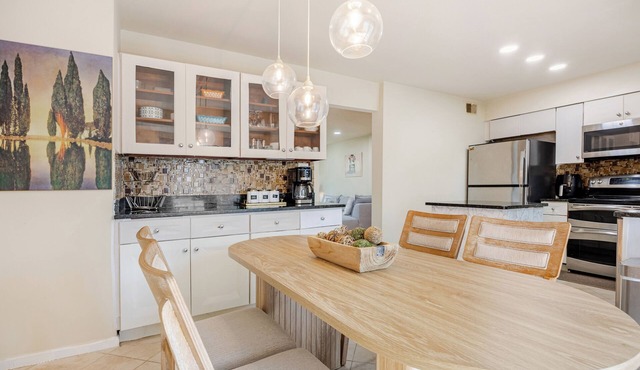 Private Downtown Herndon Escape - Full Amenities
