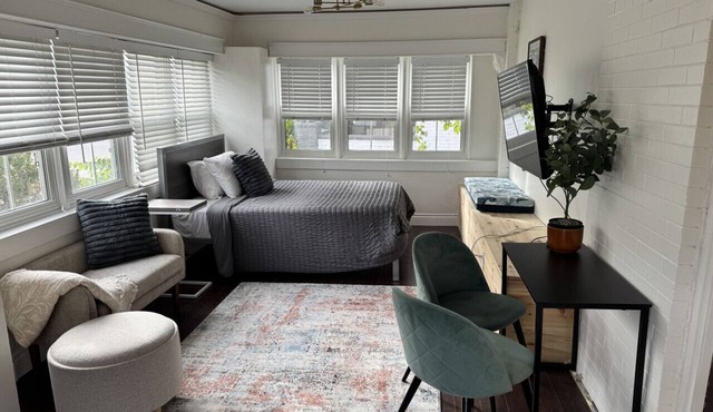 Private Downtown Kitchener Studio | Parking, Kitchenette, Wi-Fi