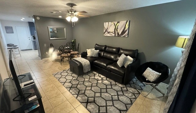 Private Duplex #3 - Houston/Pasadena - New Listing