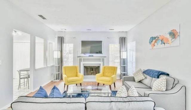 Private East Metro Atlanta Getaway Near Stone Mnt!