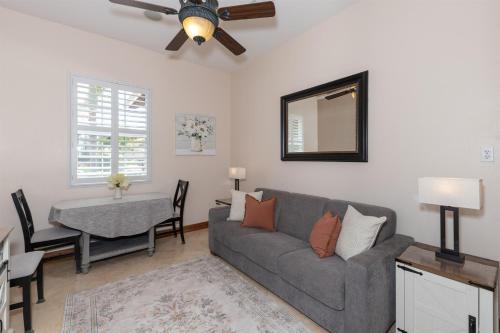 Private Eastlake Suite Coffee Bar Near SD