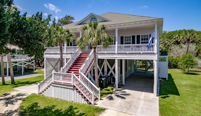 Private Edisto Beach Retreat – Steps from the Beach – 4BR/3BA