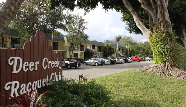 Private entrance 3 Bedroom 2 Bath Condo