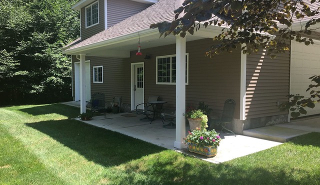 Private entrance fully furnished studio apartment in prestigue neighborhood