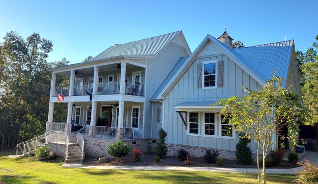 Private Equestrian estate in Aiken, SC. Only 30 miles to Augusta National.
