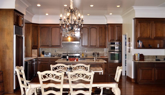 Private Estate Gated 24hr Guarded Community with Beach Access Near Ritz