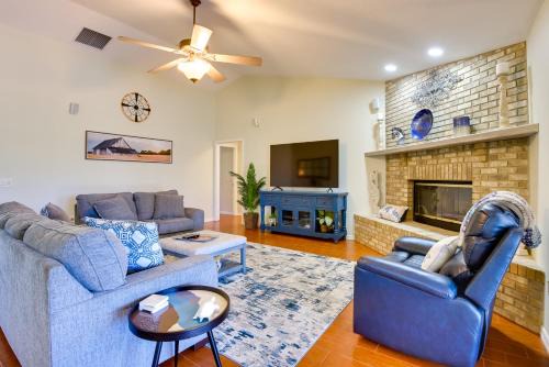 Private Estate on 10 Acres with Pool in Bradenton