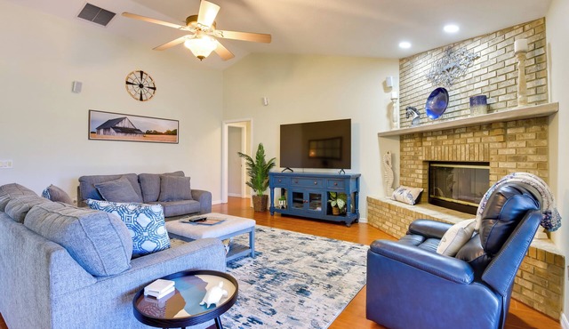 Private Estate on 10 Acres w/Pool in Bradenton