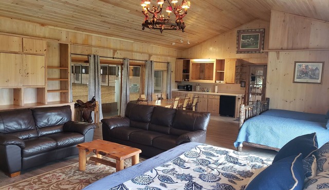 Private Estate - Romantic - Peaceful Escape