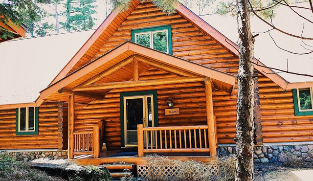 Private Executive Lakefront Log Cabin Lodge overlooking Little St. Germain Lake