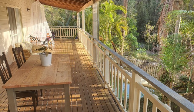 Private family retreat close to bush, beach and lake.