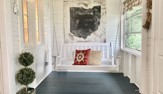 Private family friendly house within walking distance to Buckeye Lake amenities