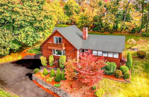 Private, Family-Friendly Home Near Candlewood Lake