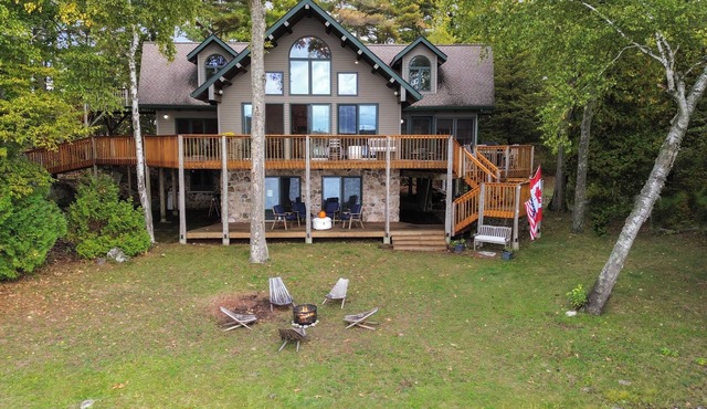 Private Family Island Retreat on Charleston Lake