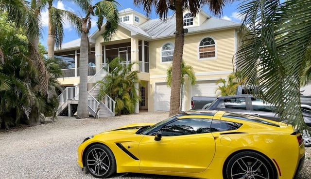 Private for Couple or Single - Beach only 2 miles