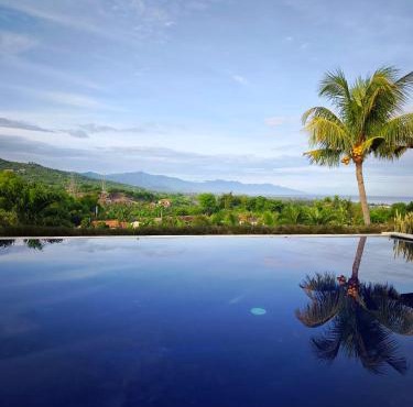 Private Full Villa - The Dharma Lovina - 5BR - Mountain, Sea & Sunset View