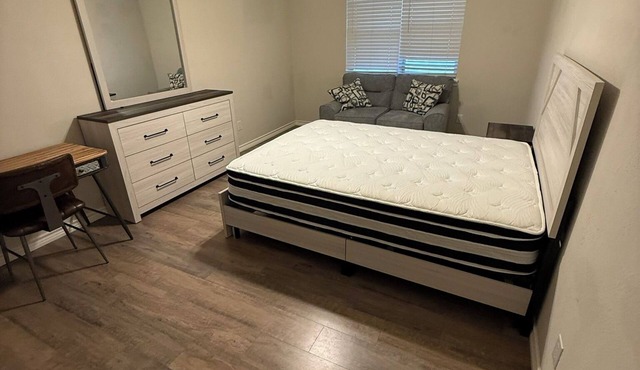 Private Furnished Rooms in 4BR Home Travel Nurses & Contractors are Welcome