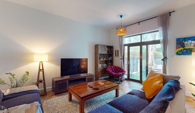 Private Garden | Lake Views | Furnished