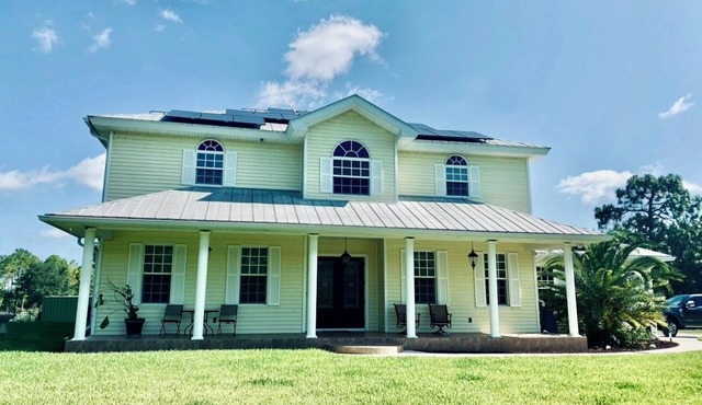 Private & Gated 4-bedroom house with 10.6 Acres, Game Rooms, Pool, Hot Tub, Bar