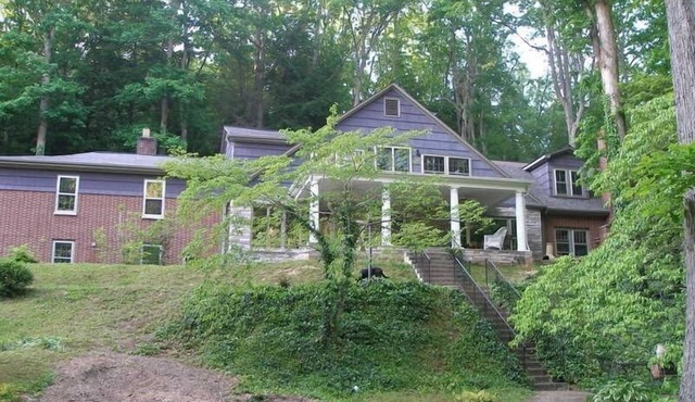 Private Getaway Connected to State Park and Golf Course!