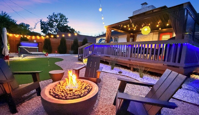 Private Getaway, Hot Tub, Mini Golf & Family-Friendly Yard Near Kalahari