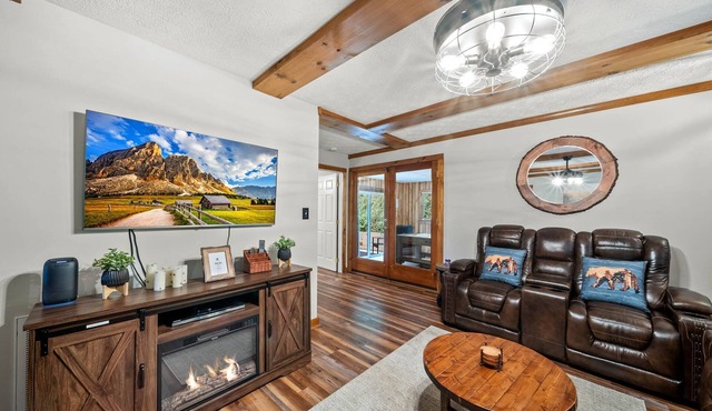 PRIVATE GETAWAY IN GATED COMMUNITY