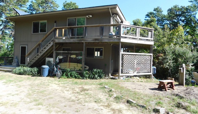 Private getaway, many amenities, in desirable Indian Neck! (CS0049)