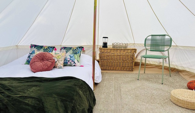 Private Glamping - Romantic Stargazing Tent- Peaceful Getaway near Lake