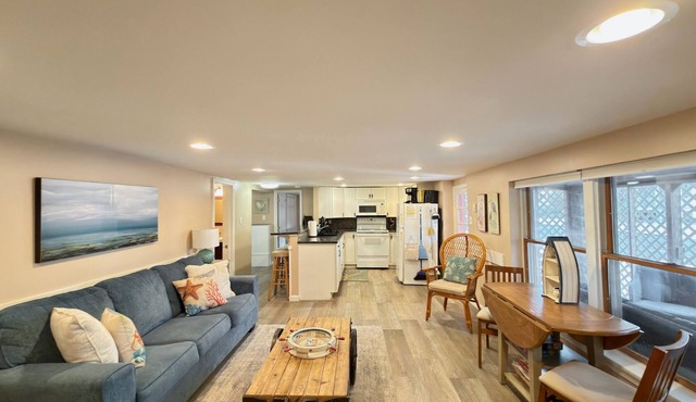 Private Ground-Floor Beach Condo One Block to Beach Screened Porch