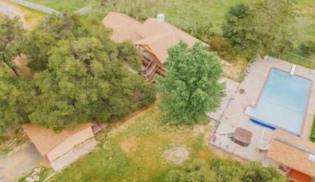 Private Group Retreat - Sleeps Up to 19 Overnight