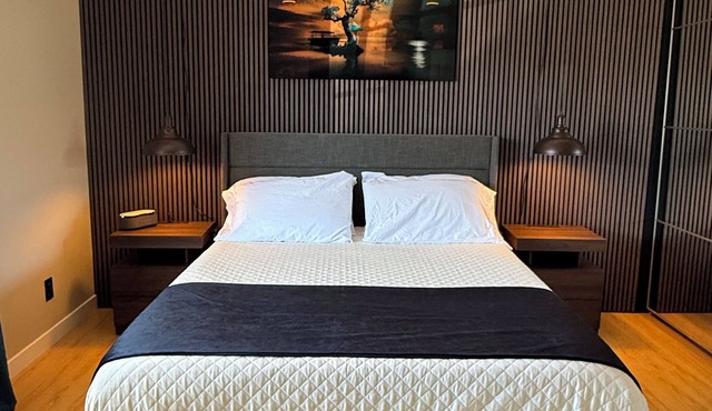 Private Guest House Suite located in a Cul-de-sac neighborhood of Agoura Hills
