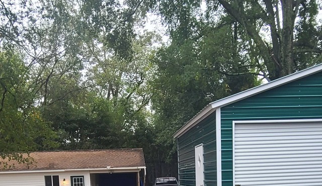 Private Guest House - Walk to Downtown Washington